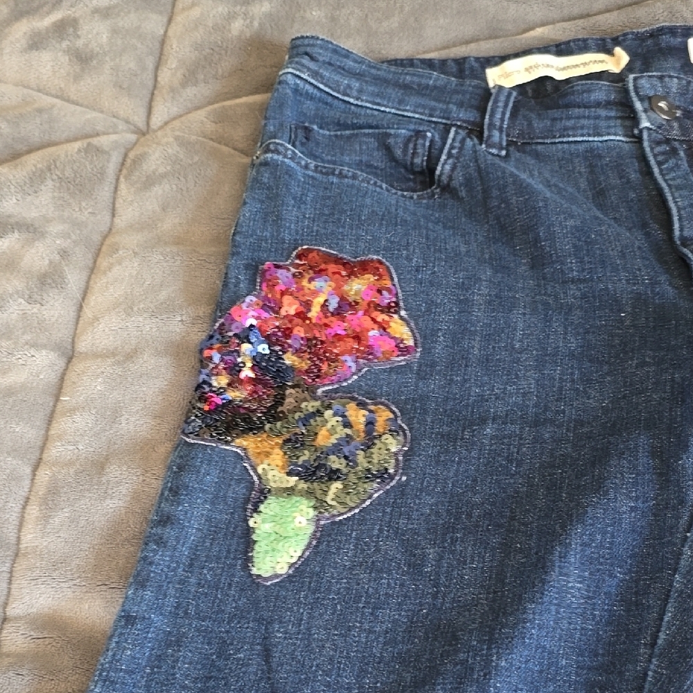 Pilcro Embellished Slim Boyfriend Jeans - Picture 5 of 6